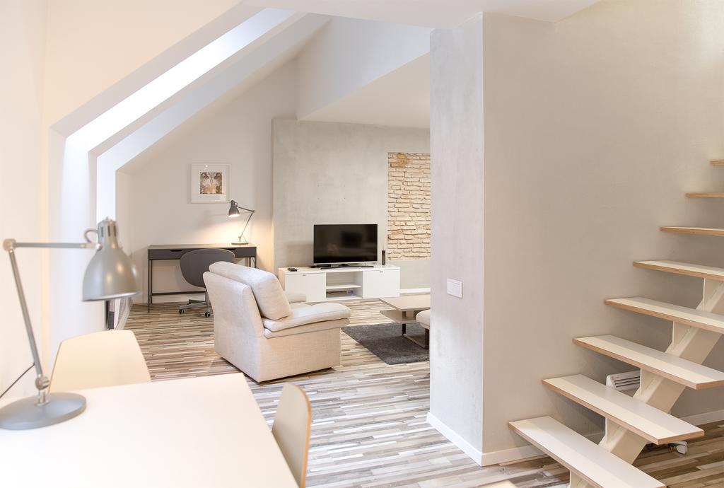 Cathedral Sq. Apartment - Odminiu Str. فيلنيوس المظهر الخارجي الصورة